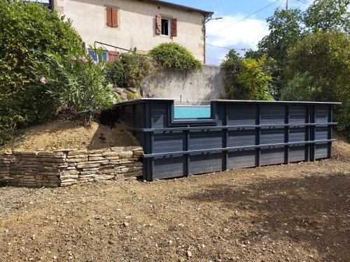 Pisciniste installation de piscine à coque métallique vers Foix